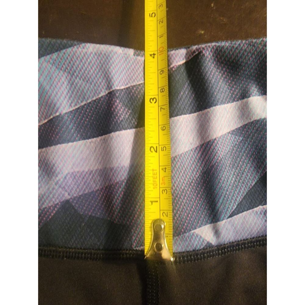 Lululemon Womens Criss Cross Mesh Leggings Sz 4 Black Yoga Activewear - Picture 6 of 7